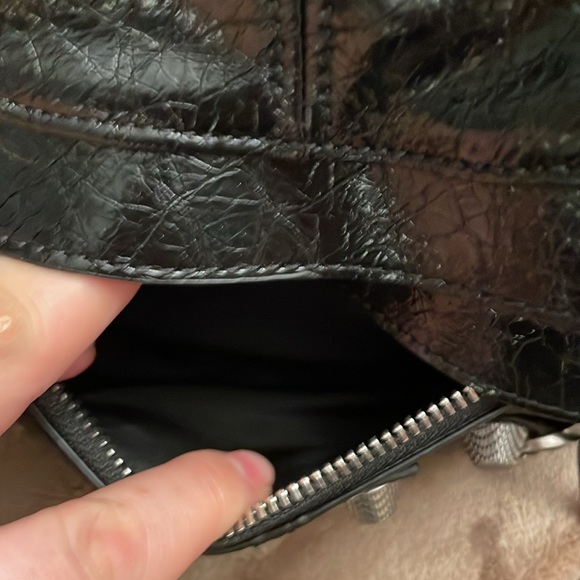 Balenciaga fanny pack waist bag bumbag women’s men’s cracked leather Italy - Picture 3 of 8